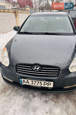 Седан Hyundai Accent 2007 в Киеве