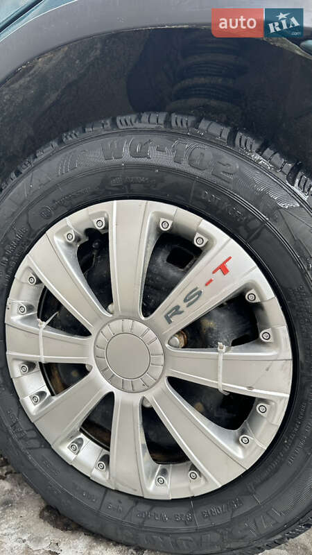 Седан Hyundai Accent 1997 в Львове