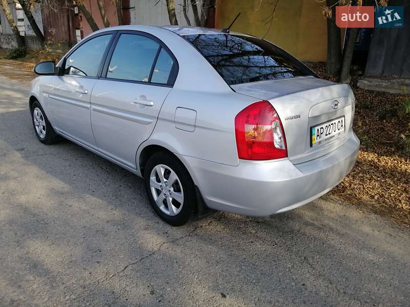 Седан Hyundai Accent 2008 в Запорожье