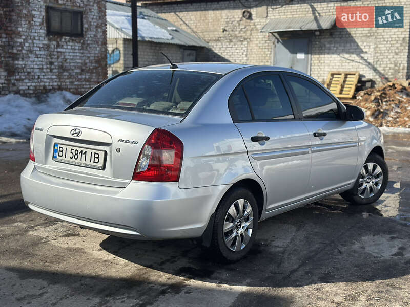 Седан Hyundai Accent 2008 в Кременчуге