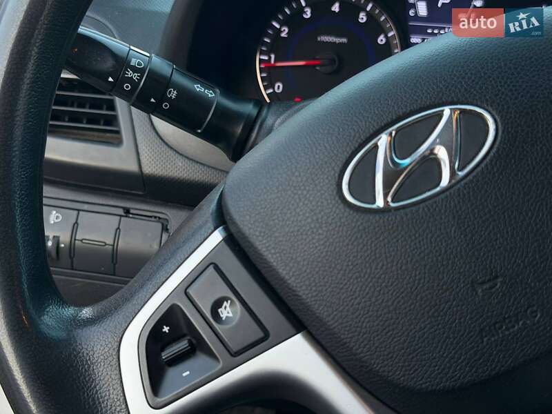 Седан Hyundai Accent 2013 в Харькове