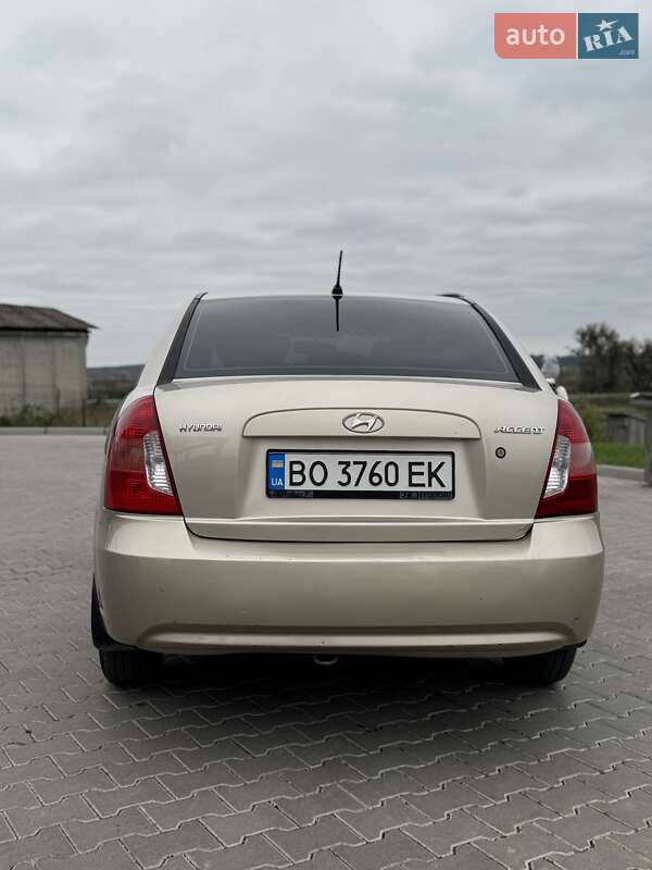 Седан Hyundai Accent 2010 в Шумске фото 2 Седан Hyundai Accent 2010 в Шумске