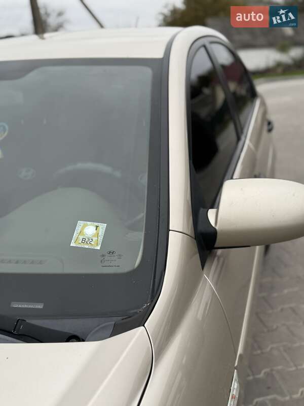 Седан Hyundai Accent 2010 в Шумске фото 7 Седан Hyundai Accent 2010 в Шумске
