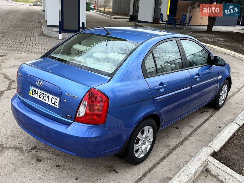 Седан Hyundai Accent 2008 в Одессе
