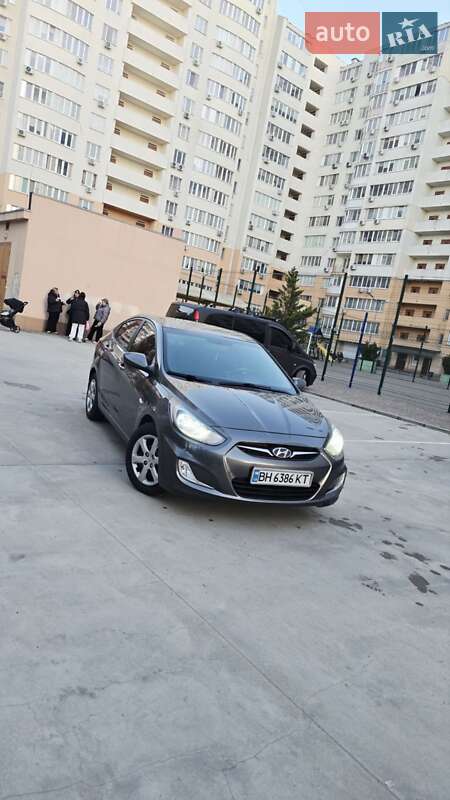 Седан Hyundai Accent 2012 в Одессе