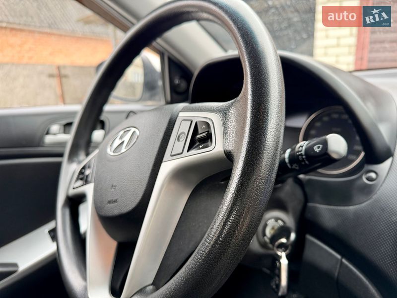 Седан Hyundai Accent 2011 в Киеве фото 10 Седан Hyundai Accent 2011 в Киеве
