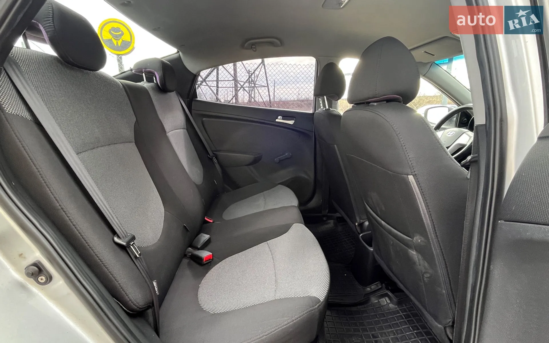 2012 Hyundai Accent - мініатюра 20