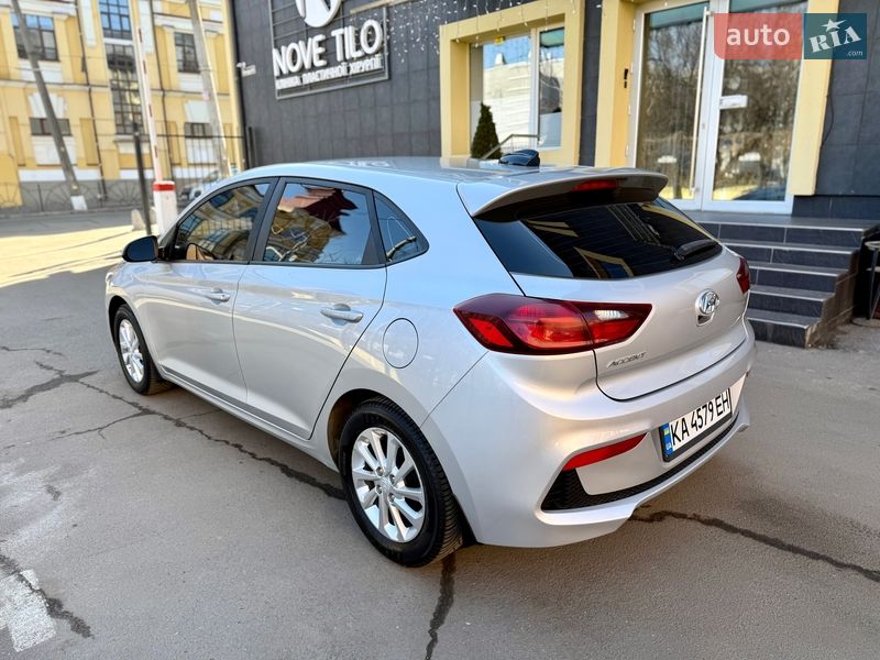 Седан Hyundai Accent 2018 в Киеве
