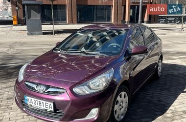 Седан Hyundai Accent 2012 в Киеве