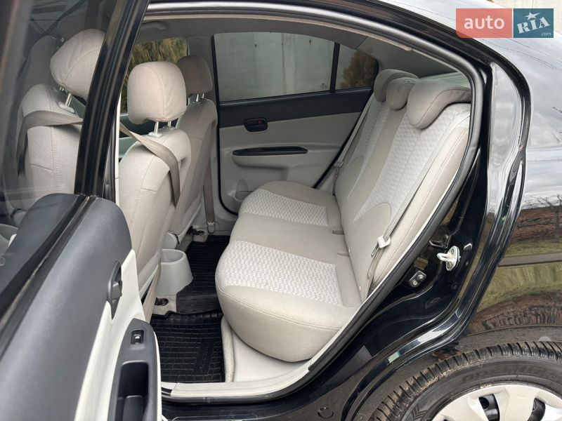 Седан Hyundai Accent 2008 в Запорожье