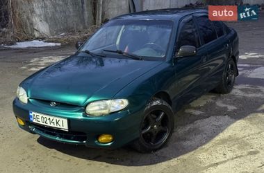 Седан Hyundai Accent 1998 в Дніпрі