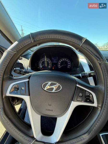 Седан Hyundai Accent 2013 в Полтаве