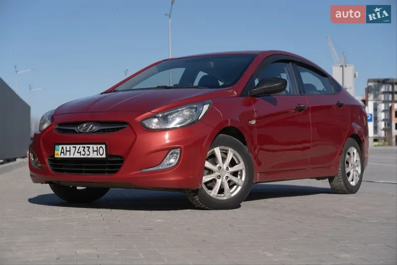 Hyundai Accent 2011