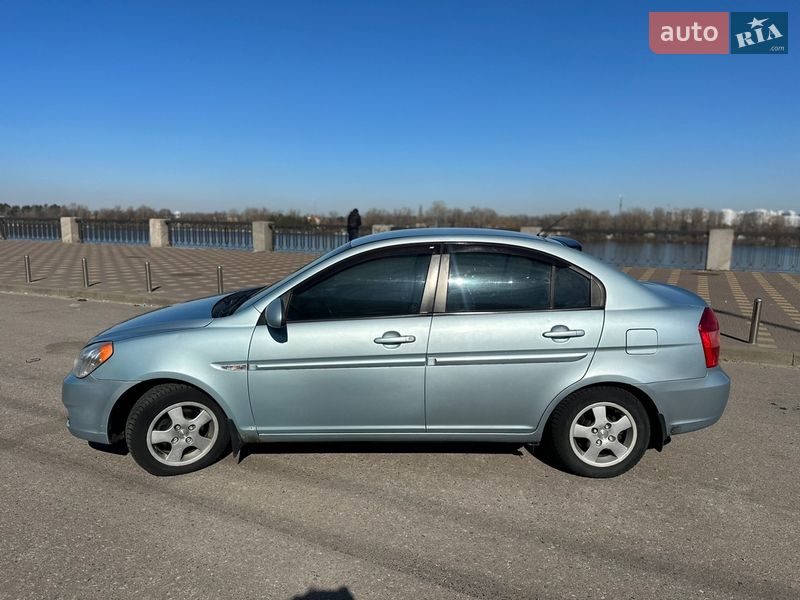 Седан Hyundai Accent 2007 в Киеве