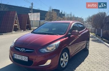 Седан Hyundai Accent 2012 в Бобрике