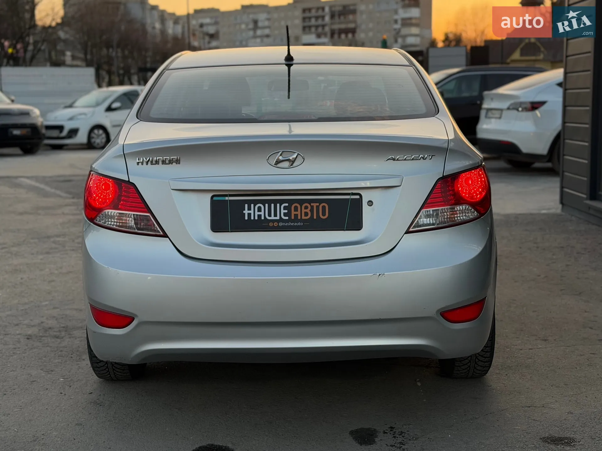 2011 Hyundai Accent - мініатюра 13