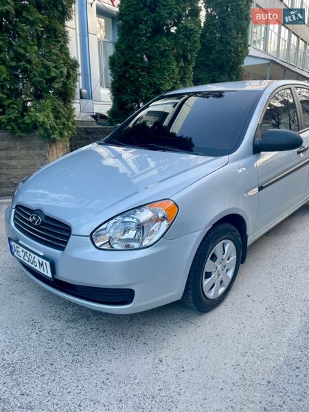 Седан Hyundai Accent 2009 в Дніпрі