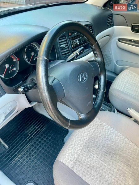 Седан Hyundai Accent 2009 в Дніпрі