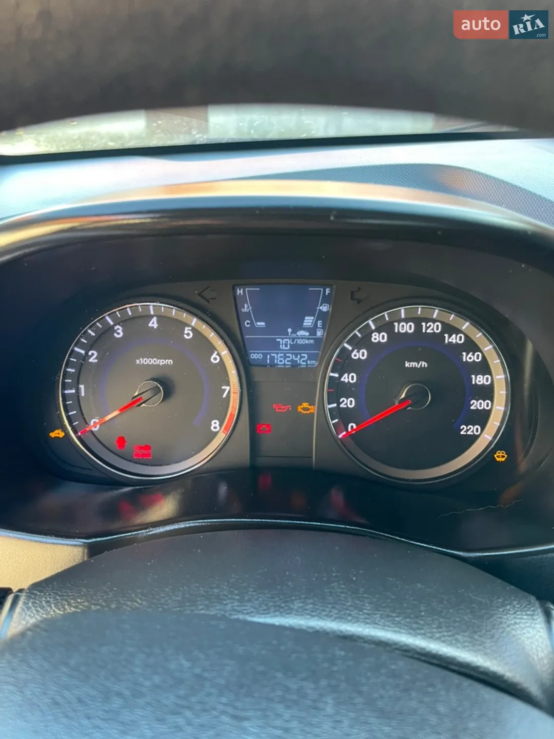 2011 Hyundai Accent - мініатюра 8