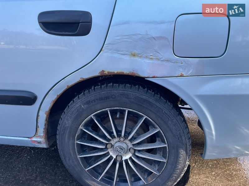 Седан Hyundai Accent 2003 в Ирпене