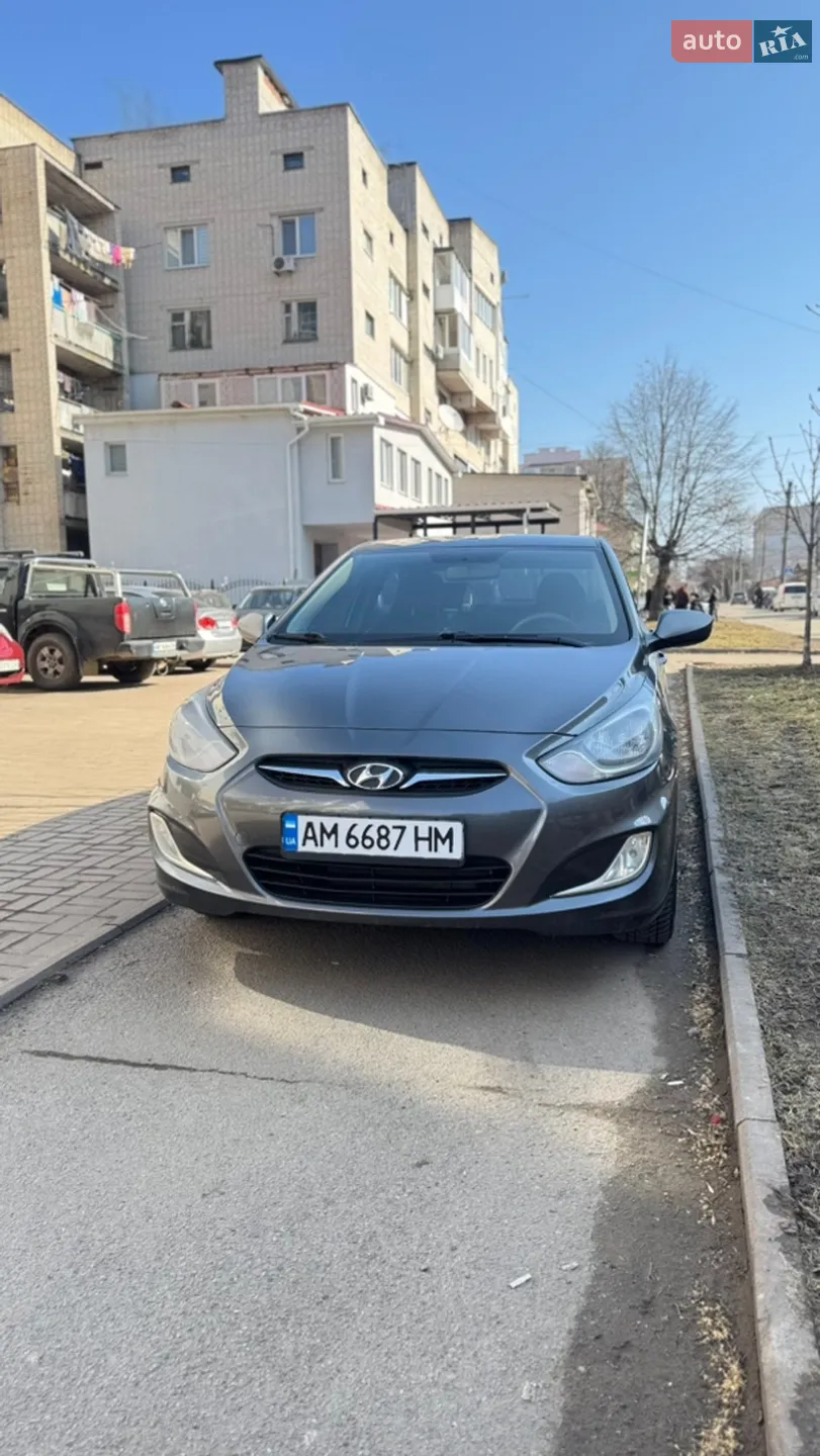 2013 Hyundai Accent - мініатюра 18