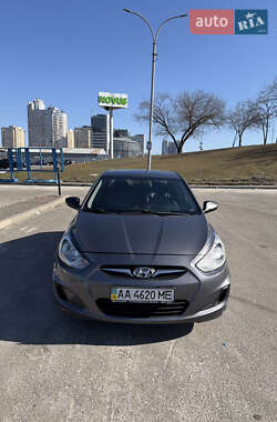 Седан Hyundai Accent 2011 в Киеве