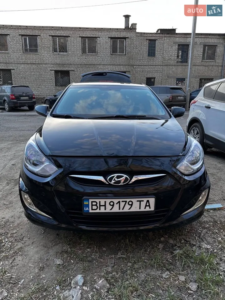 2012 Hyundai Accent - мініатюра 14