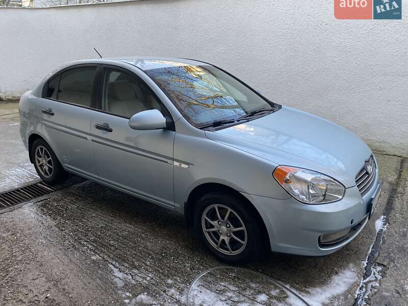 Седан Hyundai Accent 2006 в Киеве