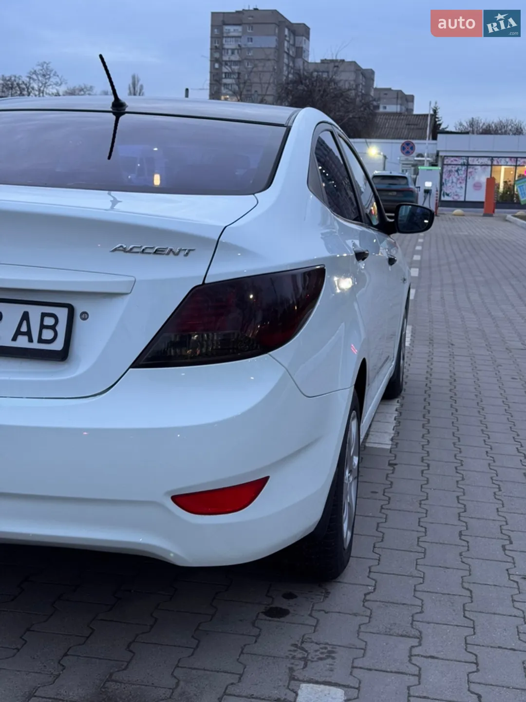 2012 Hyundai Accent - мініатюра 5