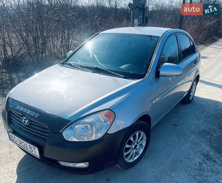 Hyundai Accent
