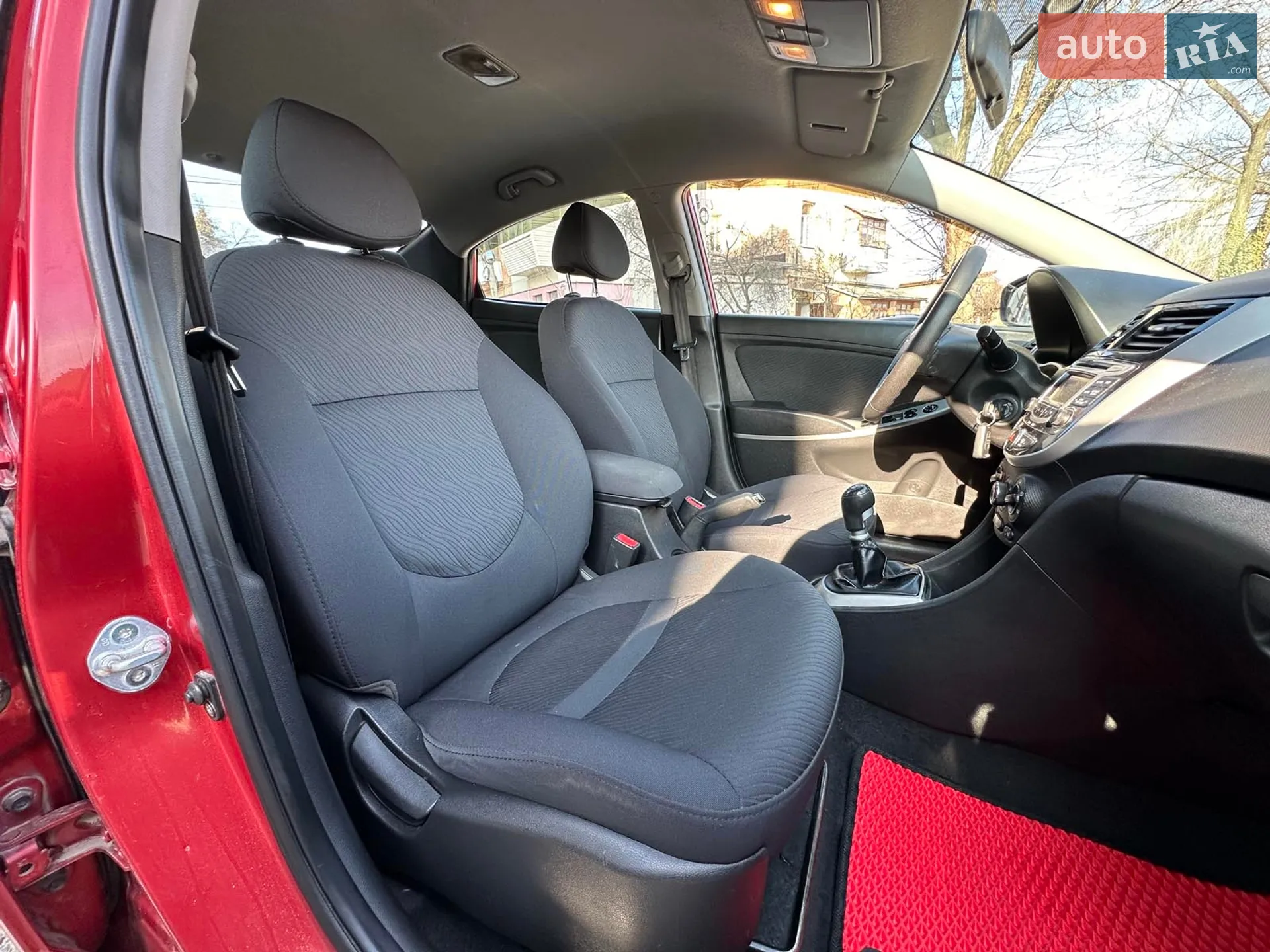 2011 Hyundai Accent - мініатюра 13