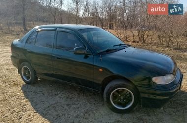 Ліфтбек Hyundai Accent 1996 в Каневі