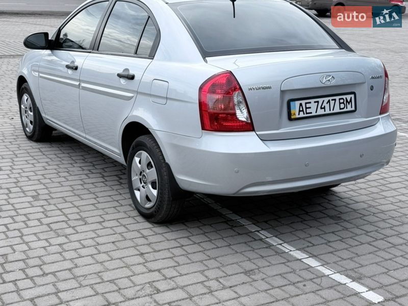 Седан Hyundai Accent 2008 в Дніпрі
