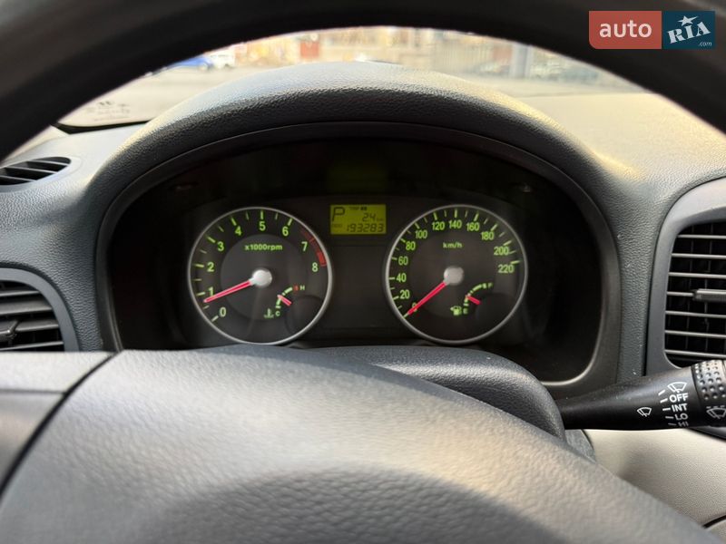Седан Hyundai Accent 2007 в Днепре
