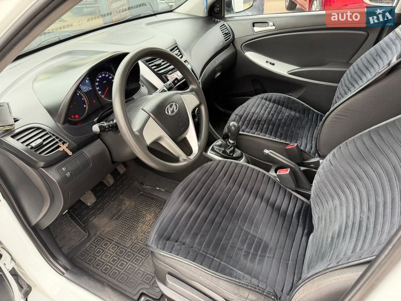 Седан Hyundai Accent 2013 в Киеве фото 9 Седан Hyundai Accent 2013 в Киеве