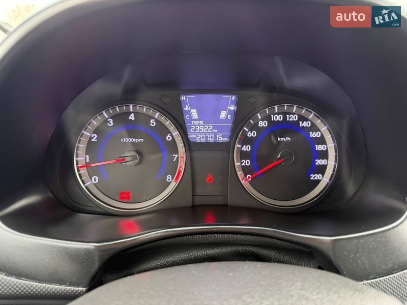 Седан Hyundai Accent 2013 в Киеве фото 13 Седан Hyundai Accent 2013 в Киеве