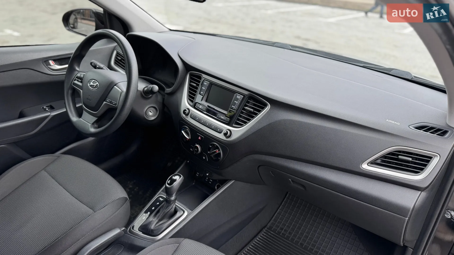 2017 Hyundai Accent - мініатюра 19