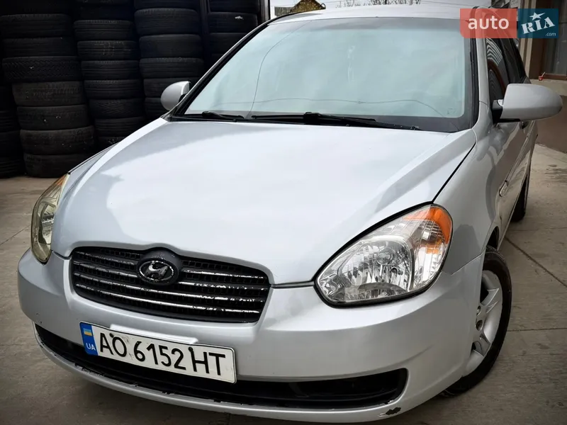 Hyundai Accent