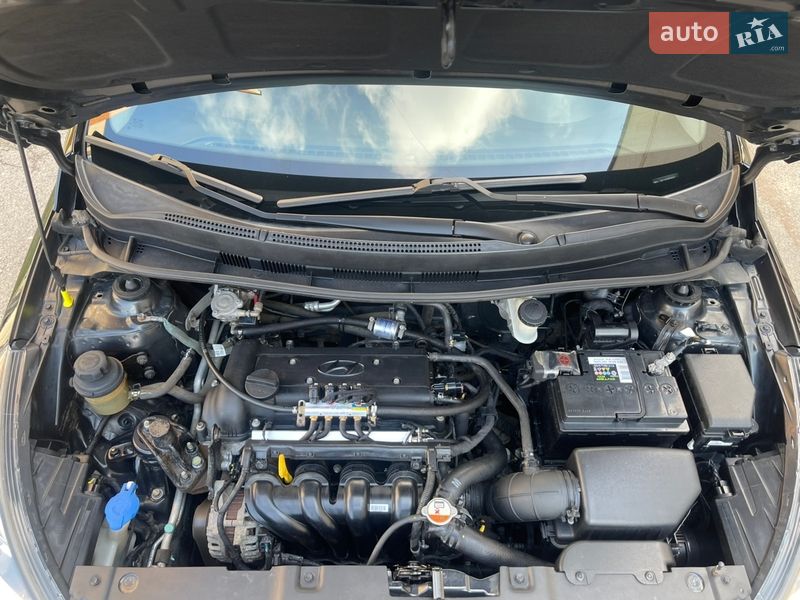 Седан Hyundai Accent 2013 в Харькове