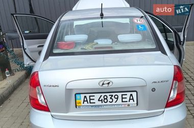 Седан Hyundai Accent 2008 в Кривому Розі