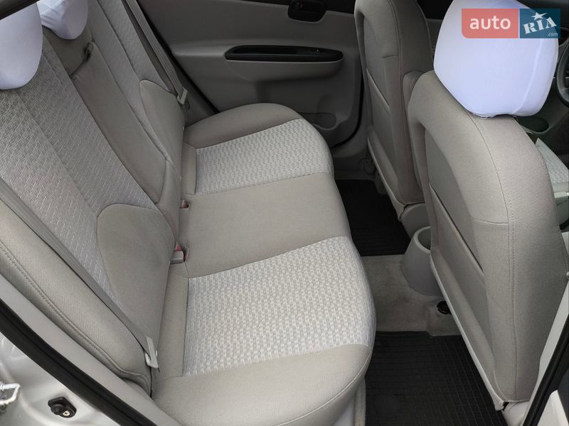 Седан Hyundai Accent 2008 в Кривом Роге фото 10 Седан Hyundai Accent 2008 в Кривом Роге