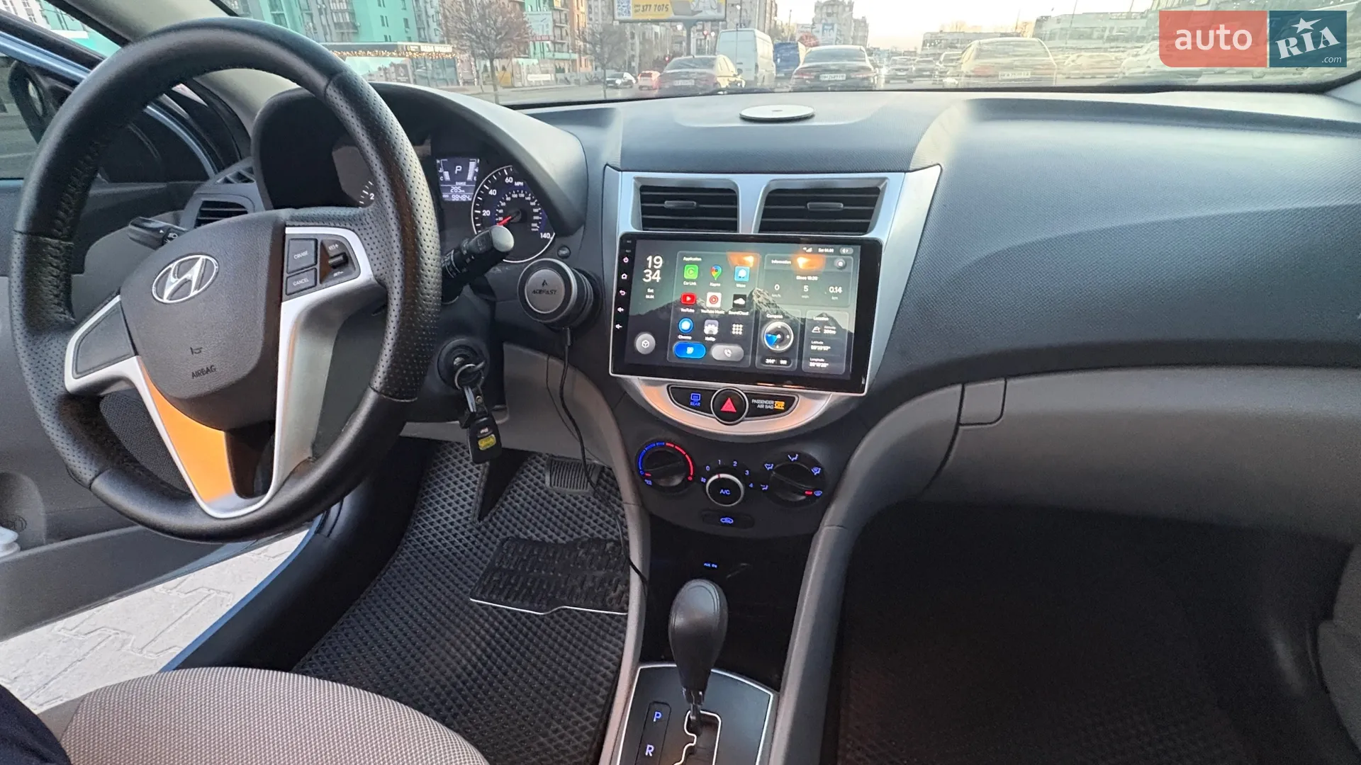2012 Hyundai Accent - мініатюра 20