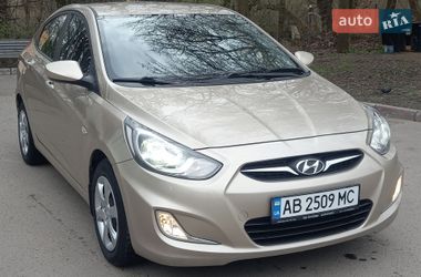 Седан Hyundai Accent 2012 в Виннице
