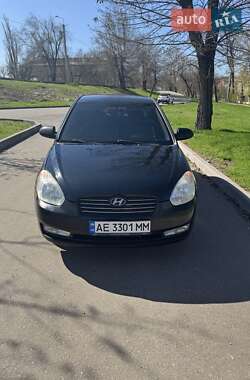 Седан Hyundai Accent 2008 в Кривом Роге