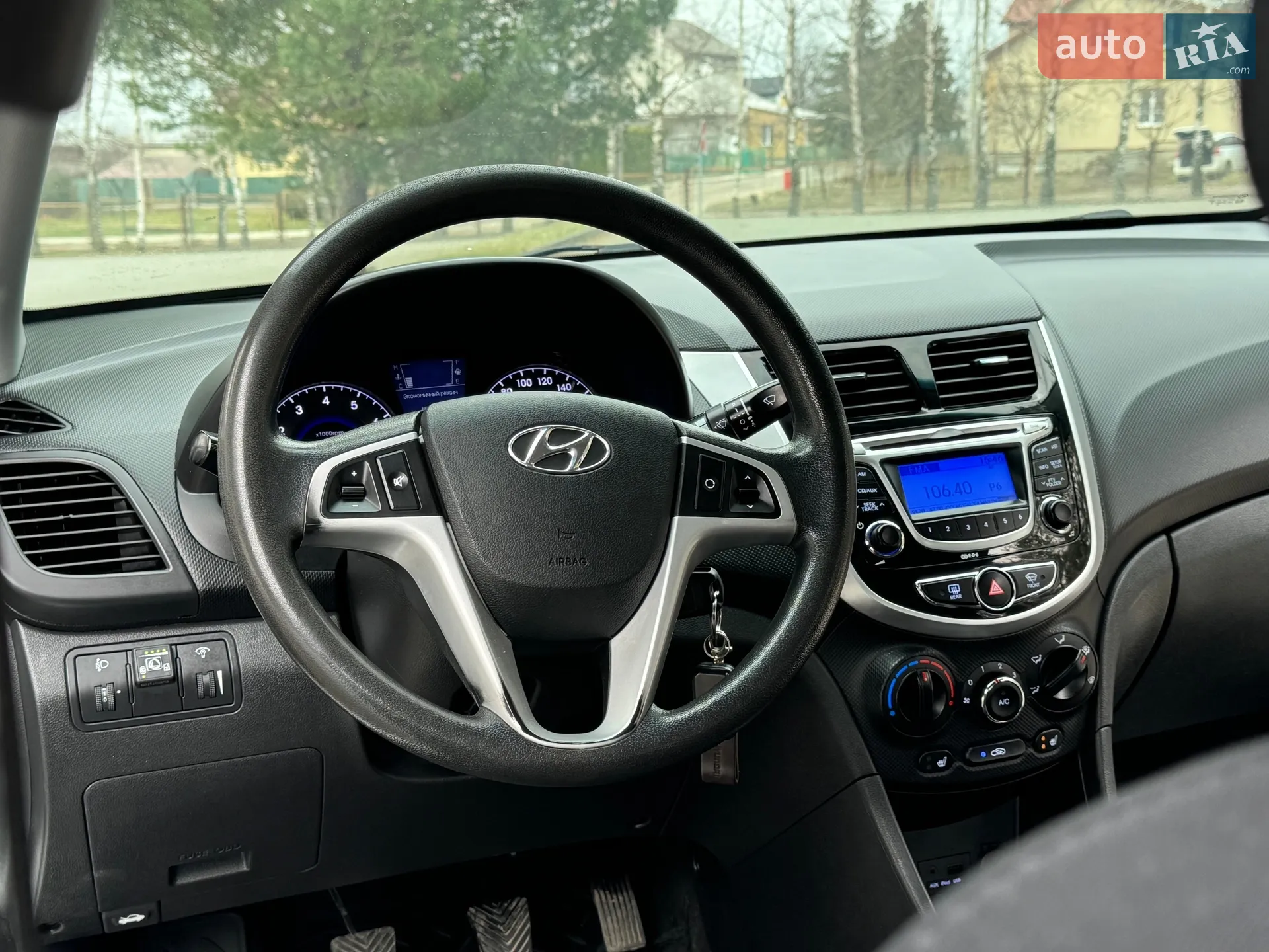 2012 Hyundai Accent - мініатюра 72