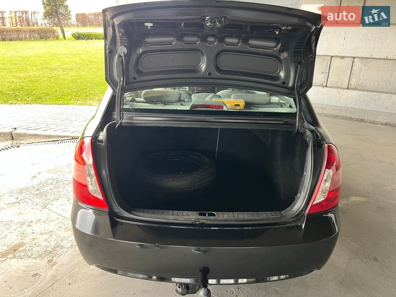 Седан Hyundai Accent 2008 в Киеве