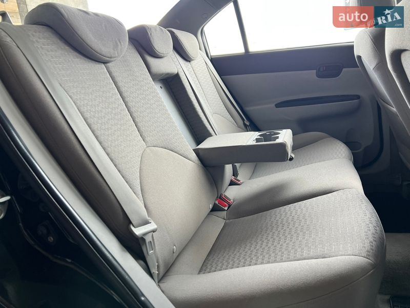 Седан Hyundai Accent 2008 в Киеве