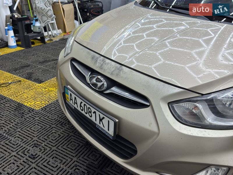 Седан Hyundai Accent 2011 в Киеве