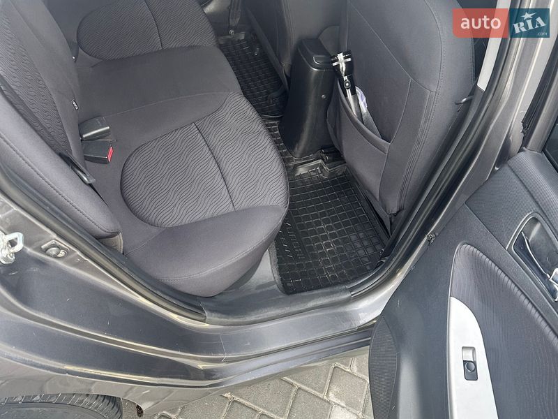 Седан Hyundai Accent 2011 в Харкові