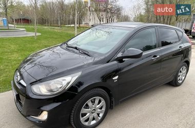 Хетчбек Hyundai Accent 2012 в Дніпрі